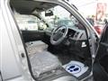 2004 Toyota Hiace