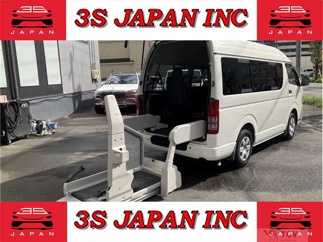 2011 Toyota Hiace