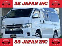 2005 Toyota Hiace Van