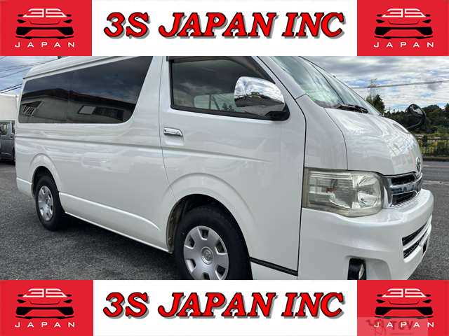 2013 Toyota Hiace