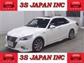 2013 Toyota Crown Hybrid