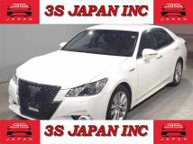2015 Toyota Crown