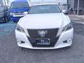 2013 Toyota Crown Hybrid