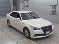2014 Toyota Crown Hybrid