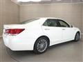 2013 Toyota Crown Hybrid