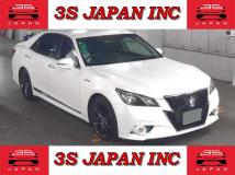 2015 Toyota Crown Hybrid