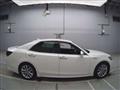 2013 Toyota Crown Hybrid