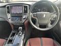 2013 Toyota Crown Hybrid