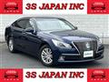 2014 Toyota Crown Hybrid