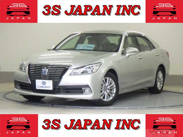 2013 Toyota Crown