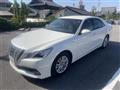 2013 Toyota Crown Hybrid