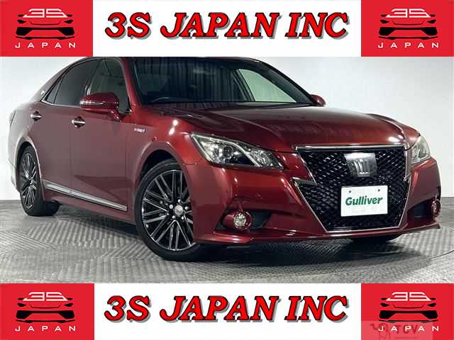 2014 Toyota Crown Hybrid