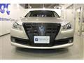2013 Toyota Crown Hybrid