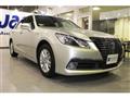 2013 Toyota Crown Hybrid