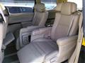 2013 Toyota Alphard
