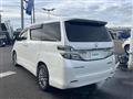 2013 Toyota Vellfire