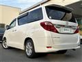 2013 Toyota Alphard