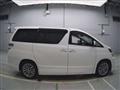 2013 Toyota Vellfire