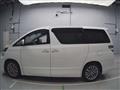2013 Toyota Vellfire