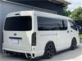 2007 Toyota Hiace