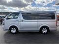 2009 Toyota Hiace Van