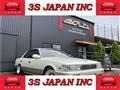 1992 Nissan Laurel