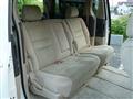 2004 Toyota Alphard