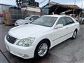 2004 Toyota Crown