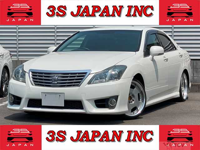 2012 Toyota Crown
