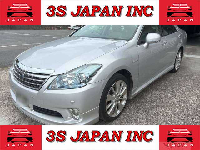 2010 Toyota Crown Hybrid
