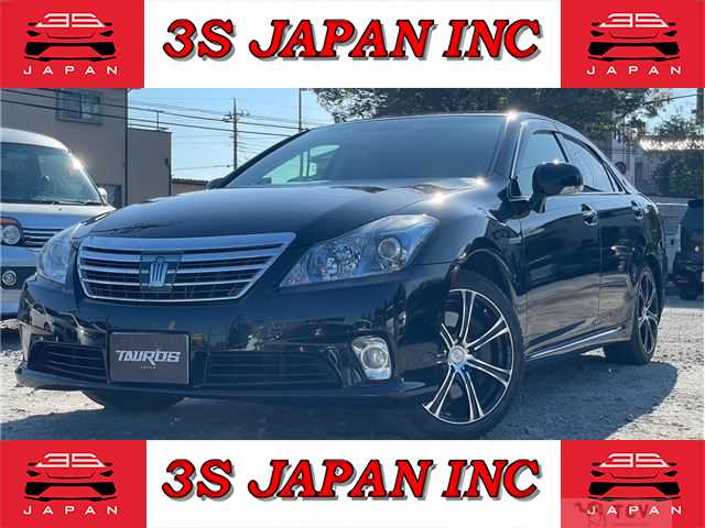 2011 Toyota Crown Hybrid