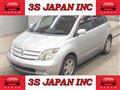2004 Toyota IST