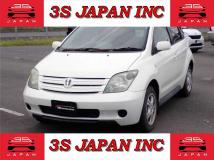 2004 Toyota IST