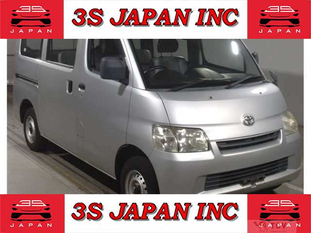 2010 Toyota Liteace Van