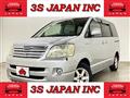 2003 Toyota Noah