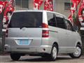 2004 Toyota Noah