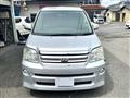 2005 Toyota Noah