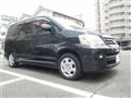 2005 Toyota Noah