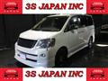 2005 Toyota Noah