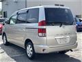 2006 Toyota Noah