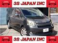 2007 Toyota Noah