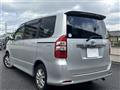 2010 Toyota Noah
