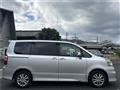 2010 Toyota Noah