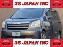 2010 Toyota Noah