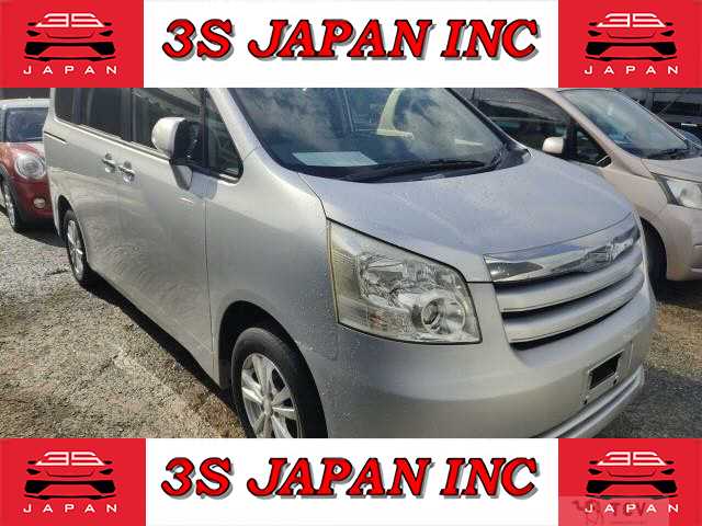 2010 Toyota Noah