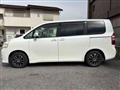 2010 Toyota Noah
