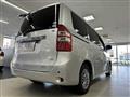 2011 Toyota Noah