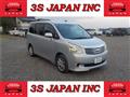 2011 Toyota Noah