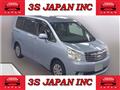 2012 Toyota Noah