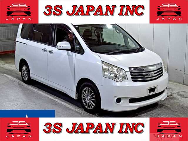 2013 Toyota Noah